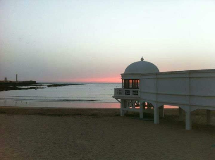 Los Patios De La Caleta كاديز المظهر الخارجي الصورة